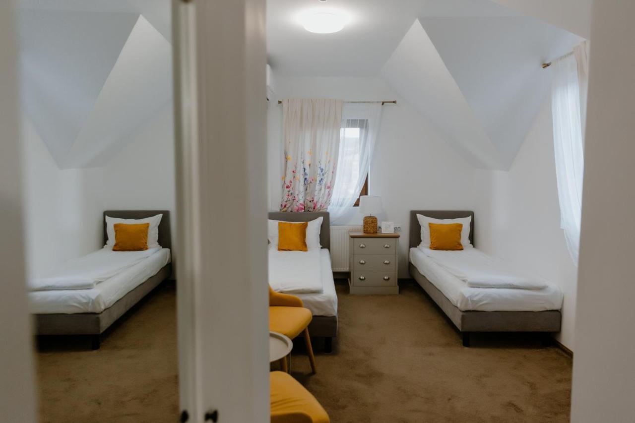 Hotel La Fontaine Hunedoara